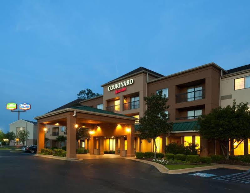 Courtyard Tuscaloosa Hotel Ngoại thất bức ảnh